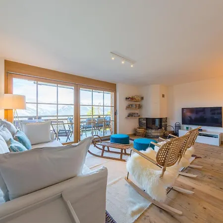 2 Bedroom - Close Lift R34-j