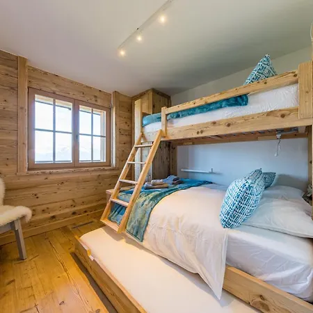 2 Bedroom - Close Lift R31 Apartament