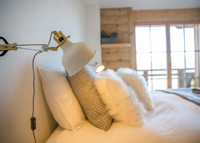 Διαμέρισμα 2 Bedroom - Close Lift R31 *