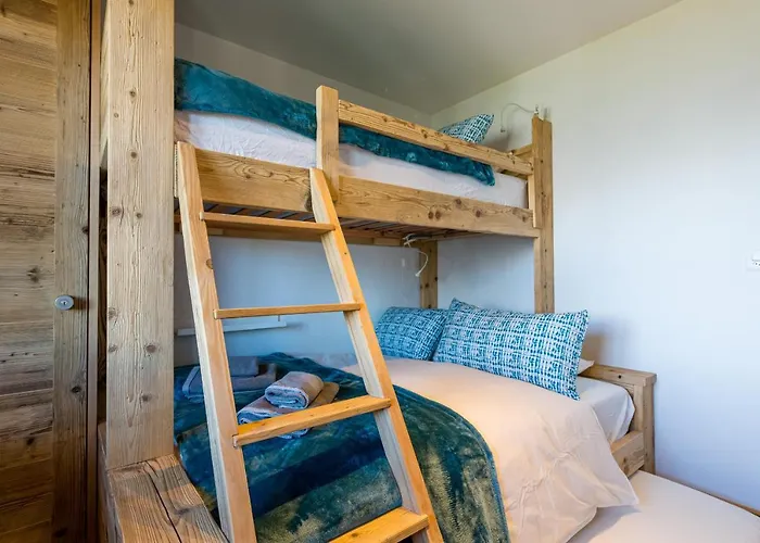 Διαμέρισμα 2 Bedroom - Close Lift R31 *