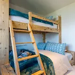 Appartement 2 Bedroom - Close Lift R31 *